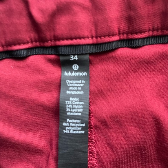 Lululemon men shorts 34 waist - Picture 7 of 9